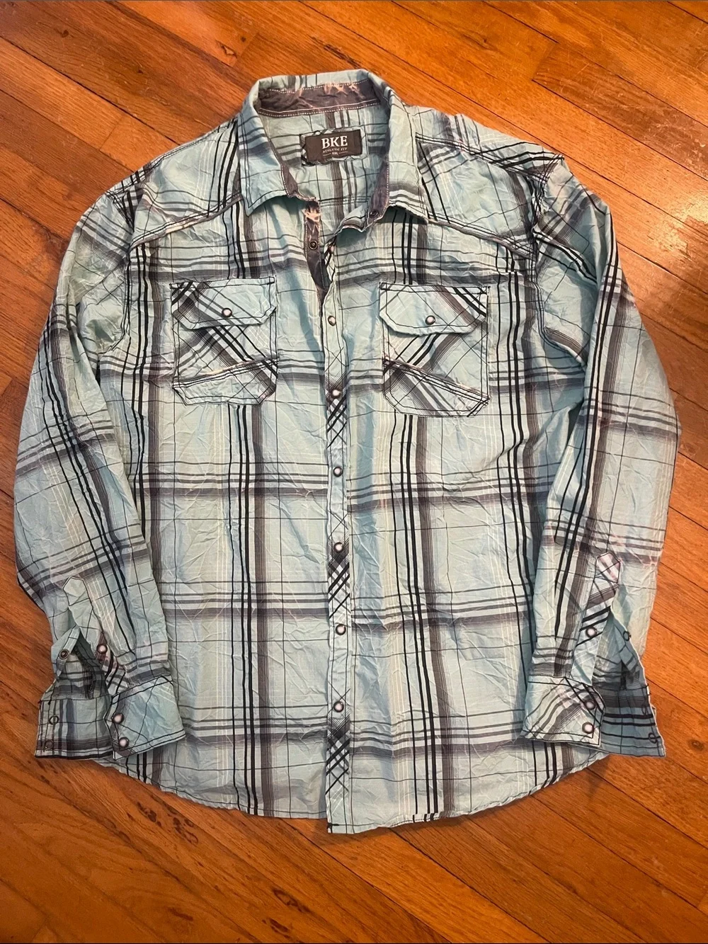 BKE Men's Light Blue and Black Plaid Button-Down Shirt - Picture 1 of 4